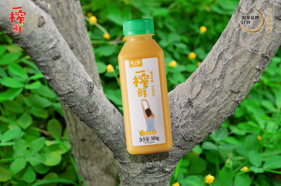 一榨鲜谷物饮料：行业竞争白热化 年轻市场成主战场