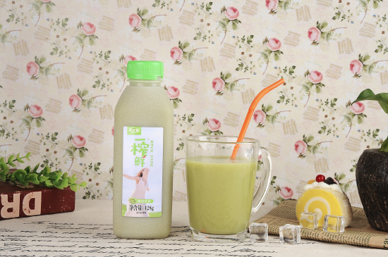 一榨鲜谷物饮：饮料市场层次存在差异与革新